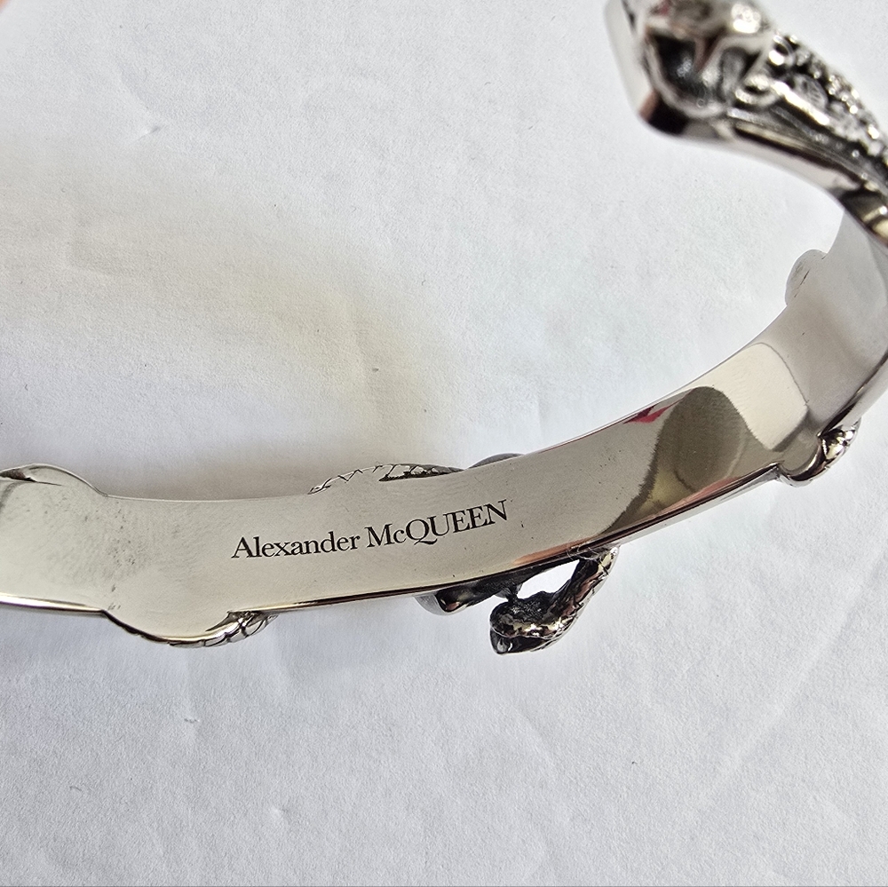Alexander McQueen Skull and Snake Bracelet 'Antique Silver' - Picture 5 of 12